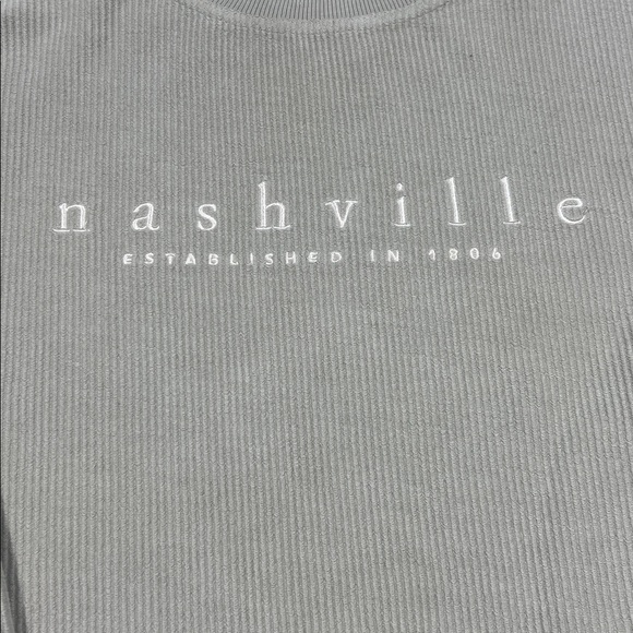 NASH Collection Ribbed Crewneck - Picture 3 of 5
